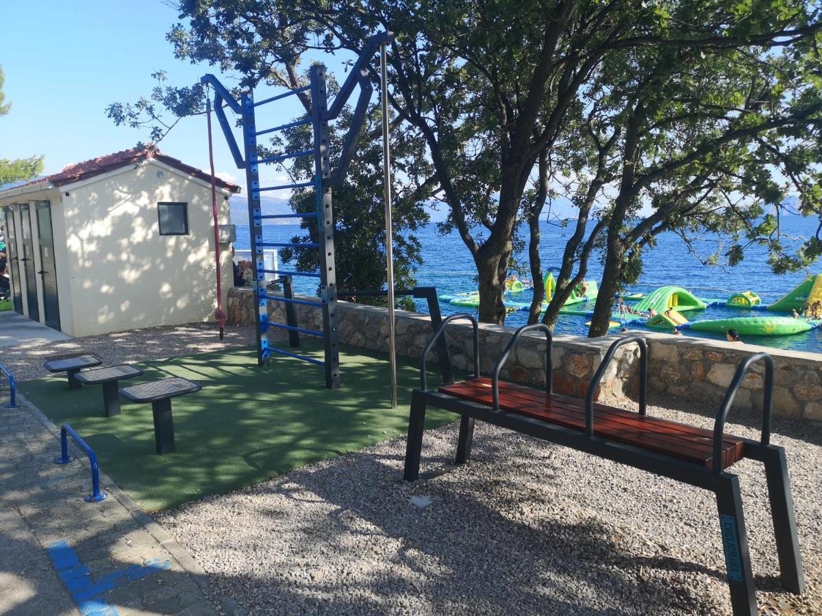 Villa Clara Apartments Kvarner Novi Vinodolski Eksteriør bilde